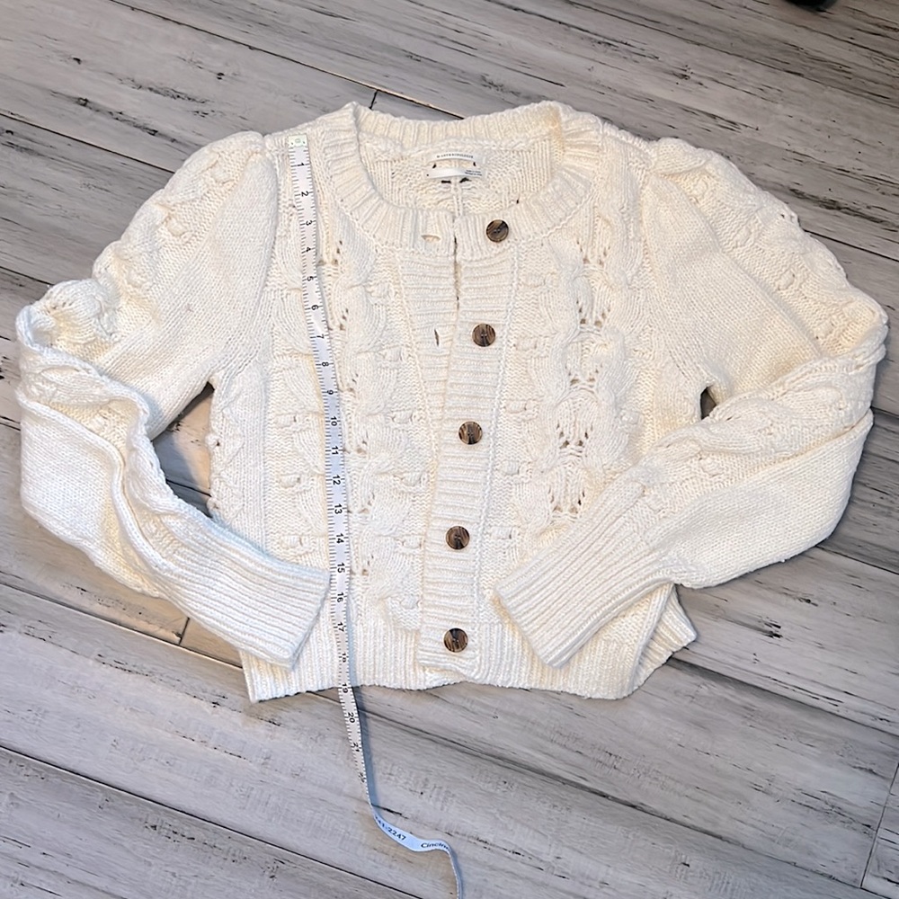 Anthropologie cardigan cropped with slightly puffy shoulders.  Gorgeous - NWOT